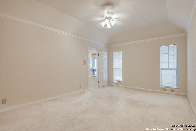 Image 26 of 36 For 14823 Riverglen N