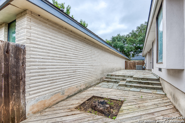 Image 36 of 36 For 14823 Riverglen N