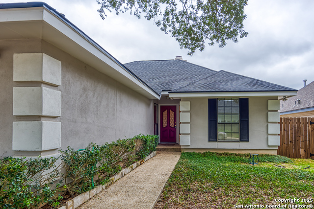 Image 5 of 36 For 14823 Riverglen N