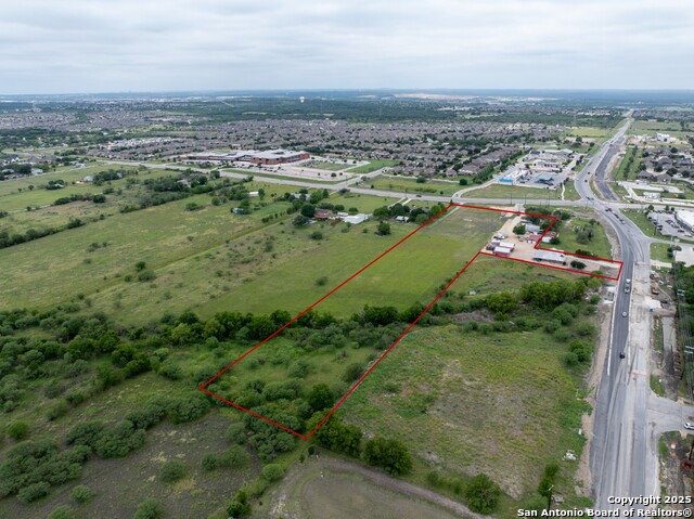Listing photo id 0 for 2381 Fm 1103