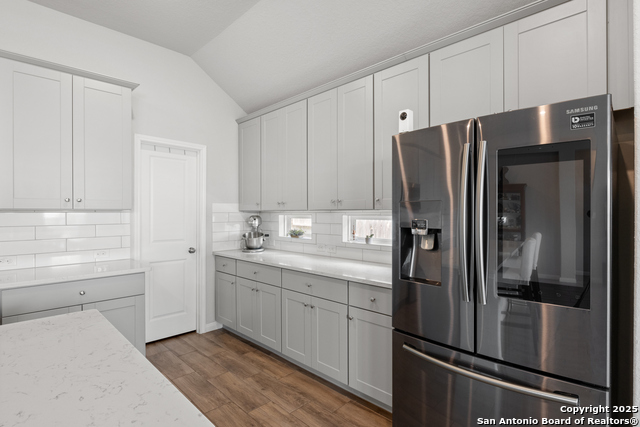 Listing photo id 14 for 12067 Pitcher Rd