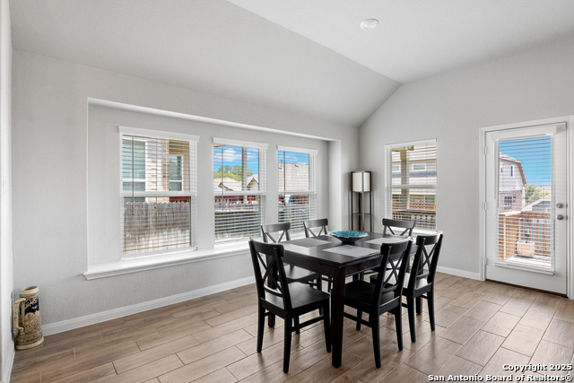Listing photo id 15 for 12067 Pitcher Rd
