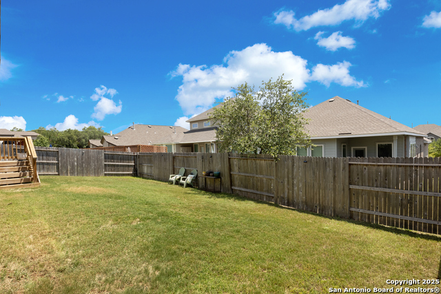 Listing photo id 23 for 12067 Pitcher Rd