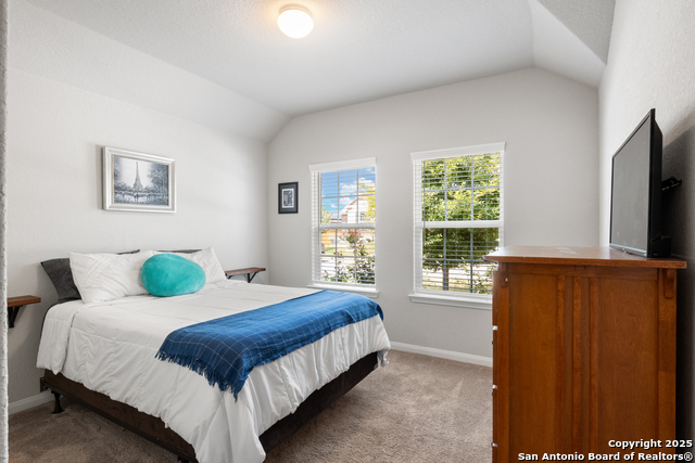 Listing photo id 5 for 12067 Pitcher Rd