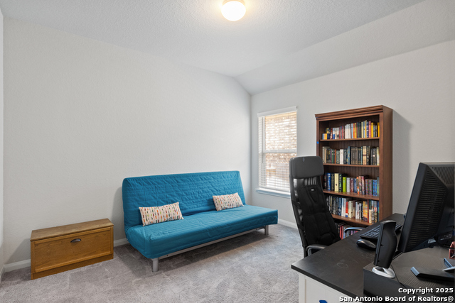 Listing photo id 7 for 12067 Pitcher Rd