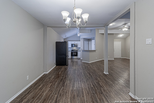 Image 14 of 45 For 7912 Forest Crossing