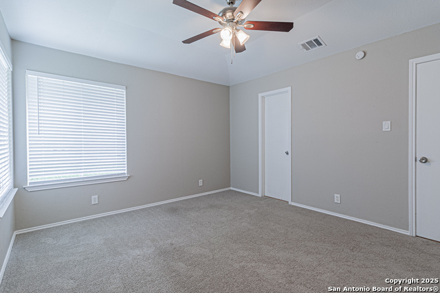 Image 32 of 45 For 7912 Forest Crossing