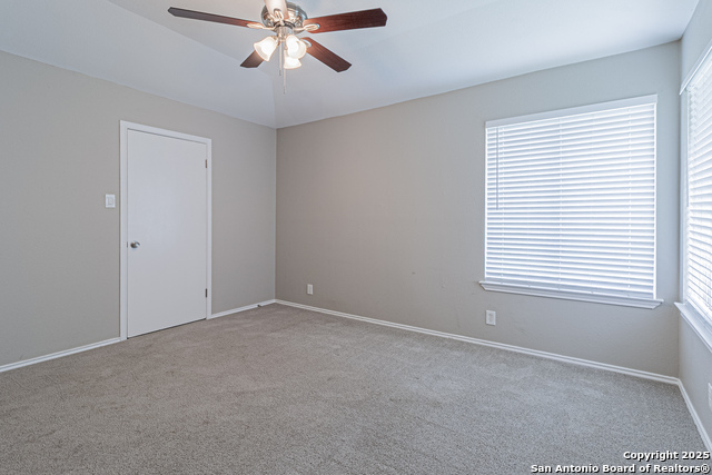 Image 34 of 45 For 7912 Forest Crossing