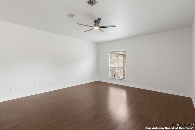 Image 8 of 23 For 962 River Terrace