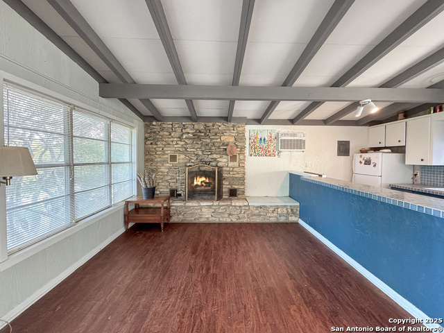 Image 16 of 30 For 1118 Westside Circle