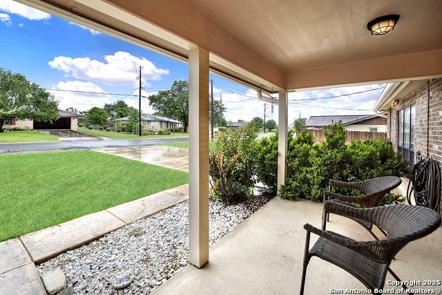Image 41 of 47 For 709 Voges  