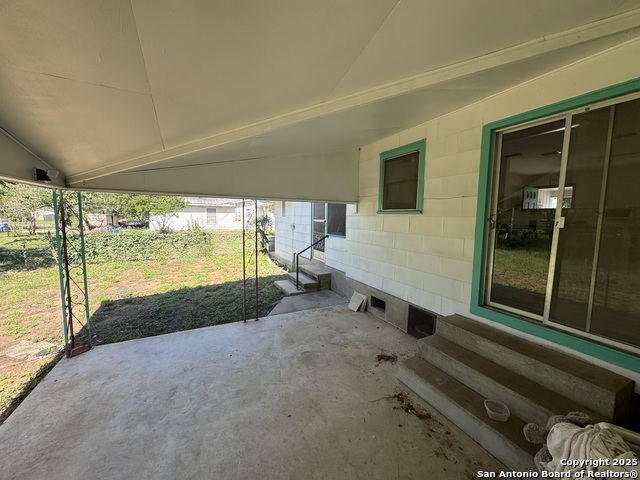 Image 12 of 14 For 907 Goodwin W