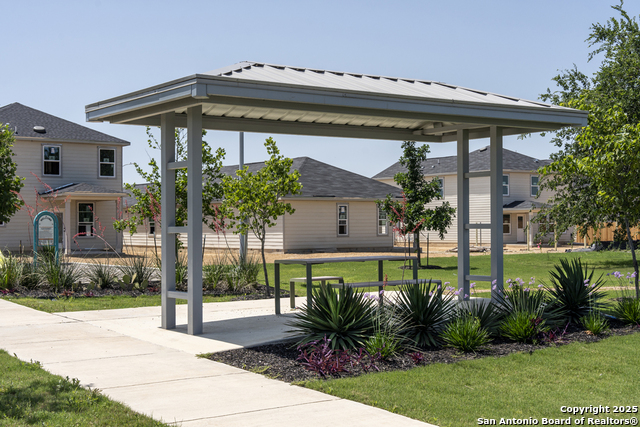 Image 3 of 8 For 4010 Islas Rd