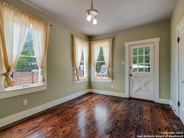Image 33 of 45 For 520 Mulberry E