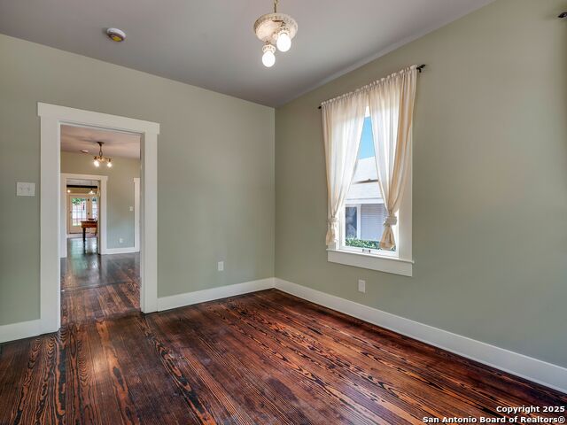 Image 35 of 45 For 520 Mulberry E