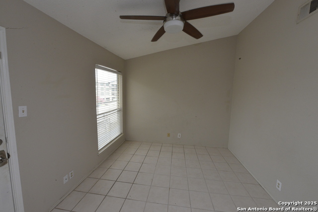 Image 10 of 17 For 4949 Hamilton Wolfe  8204