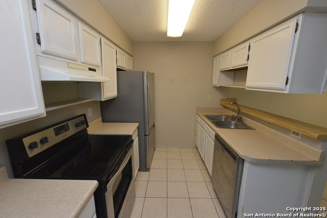 Image 7 of 17 For 4949 Hamilton Wolfe  8204