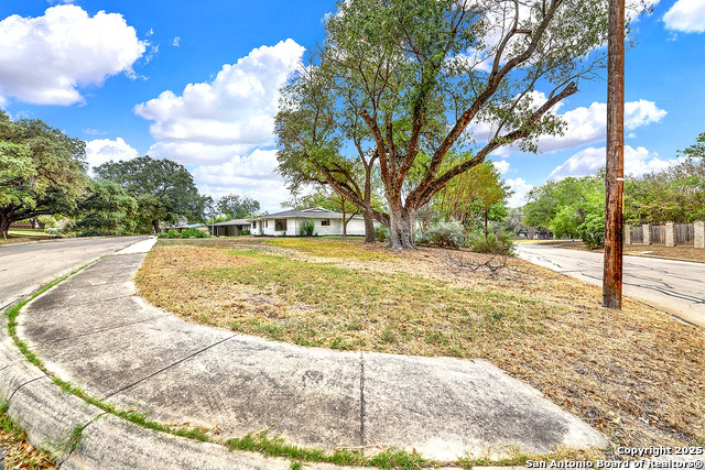 Image 20 of 52 For 200 Jeanette Dr