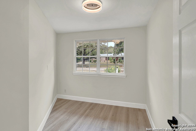 Image 41 of 52 For 200 Jeanette Dr