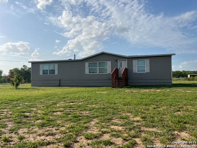 Details for 352 County Road 741, Yancey, TX 78886
