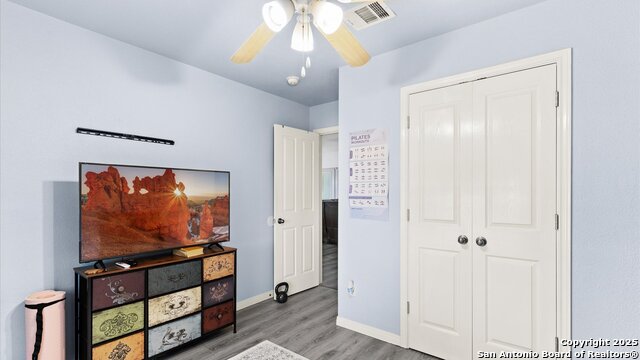Image 18 of 26 For 1238 Sugar Land