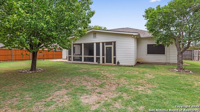 Image 21 of 26 For 1238 Sugar Land