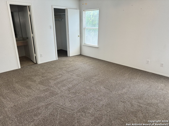 Image 22 of 34 For 5631 Lovett Oaks