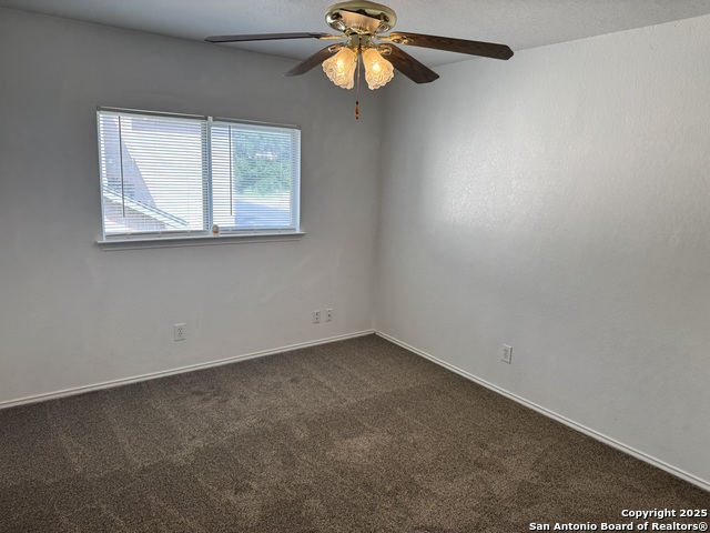 Image 24 of 34 For 5631 Lovett Oaks