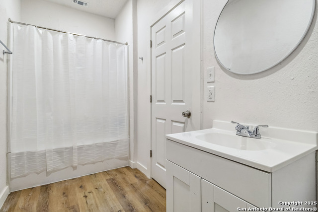 Image 5 of 7 For 1206 Hein Road W 102