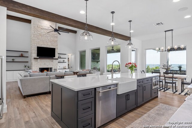 Listing photo id 12 for 248 Heights