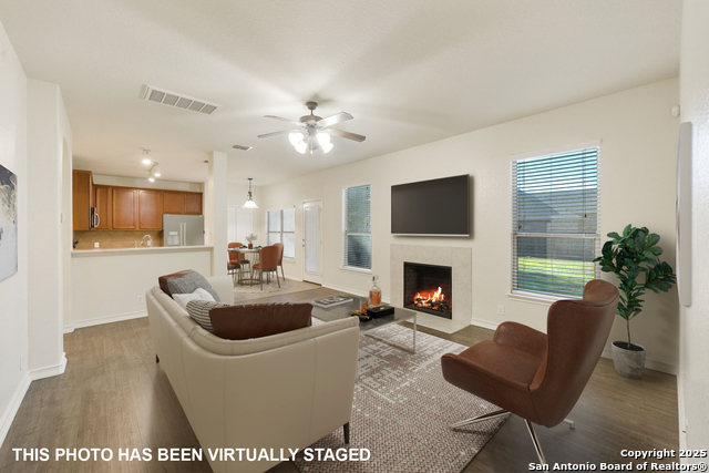 Image 3 of 43 For 10211 Elizabeth Ct