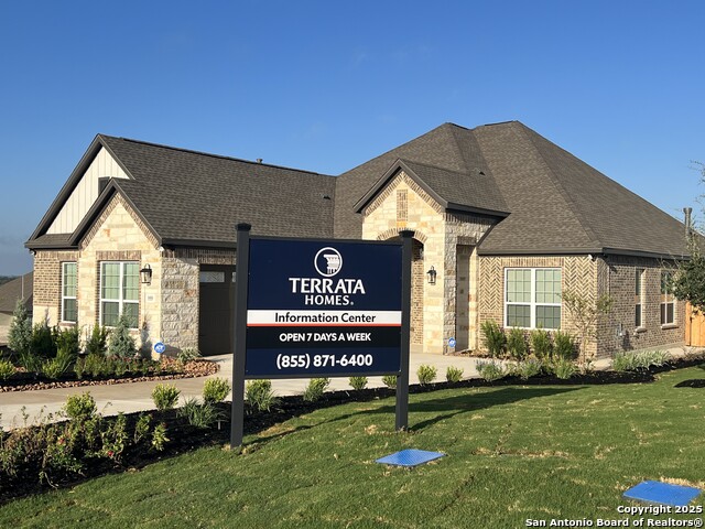 Listing photo id 0 for 189 Wisteria View