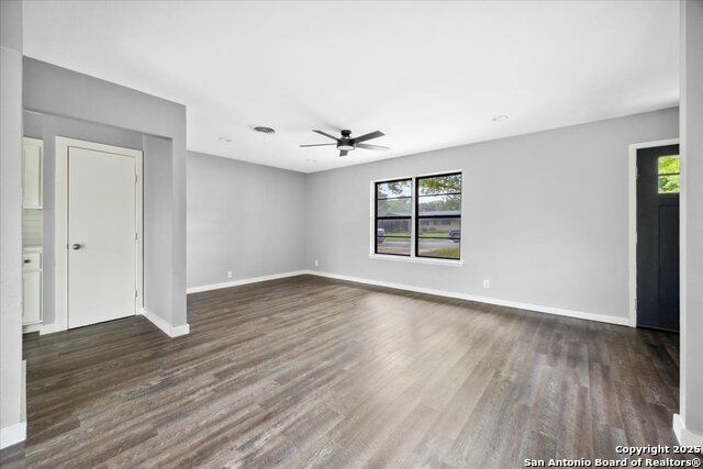 Image 6 of 32 For 910 Mount Kisco