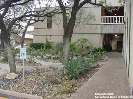 Listing photo id 0 for 15321 San Pedro Ave 202