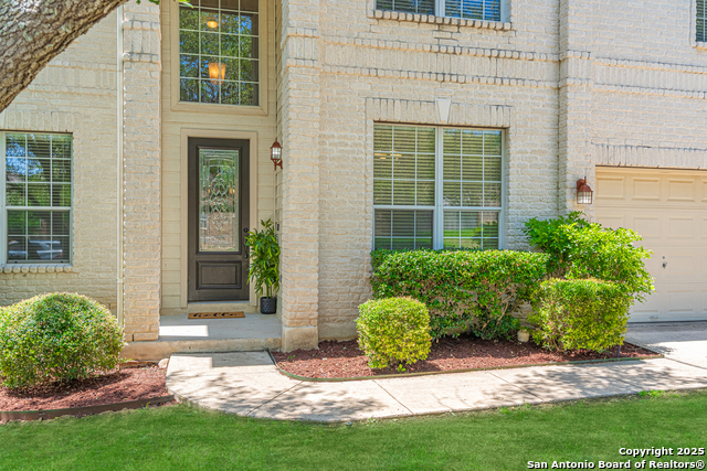 Image 3 of 36 For 19531 Clay Oak