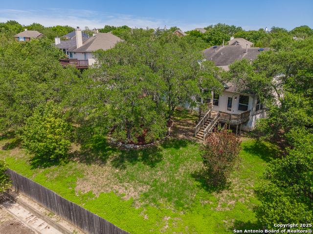 Image 32 of 36 For 19531 Clay Oak