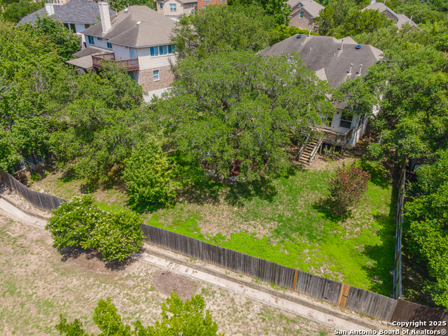 Image 33 of 36 For 19531 Clay Oak