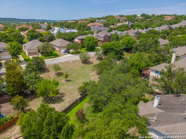Image 34 of 36 For 19531 Clay Oak