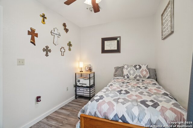 Listing photo id 24 for 714 Esplanade N