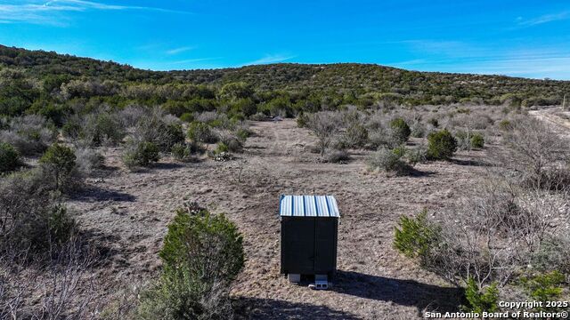 Listing photo id 23 for 2733 Private Road 4560