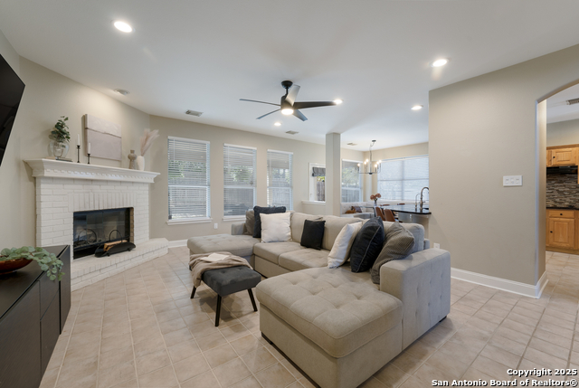 Image 7 of 27 For 21731 Cliff View