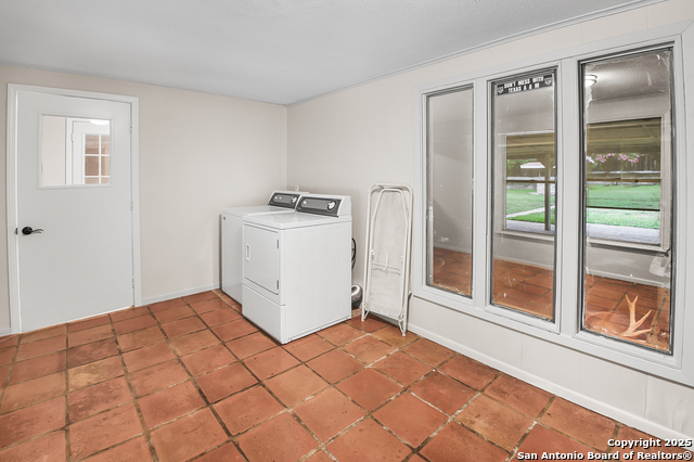 Image 19 of 22 For 136 Danube Dr