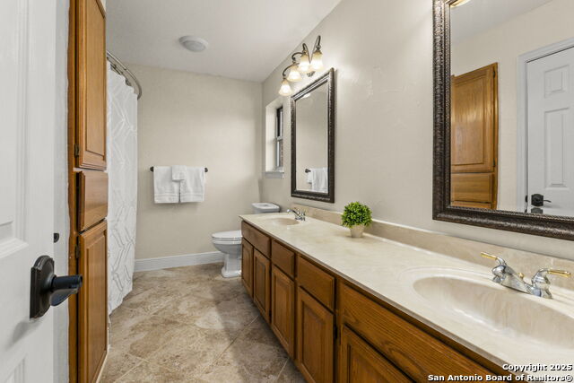 Image 20 of 37 For 19502 Encino Bow