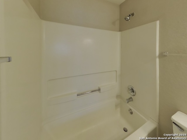 Image 13 of 16 For 7814 Cortland Oak