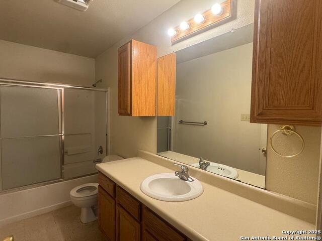 Image 6 of 9 For 827 Dallas  A