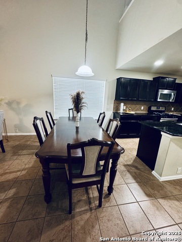 Listing photo id 2 for 11131 Palomino Bluff