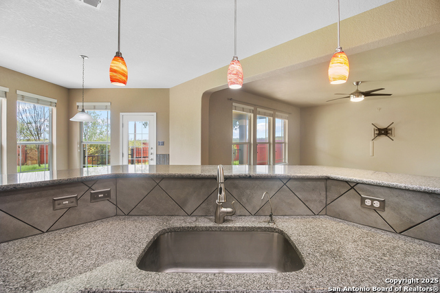 Image 12 of 38 For 7622 Sutter Home
