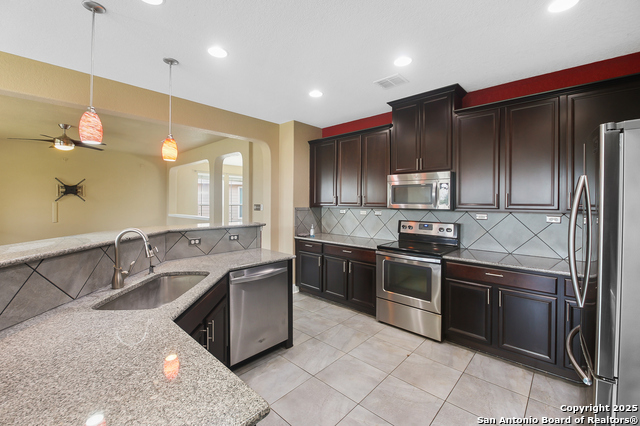 Image 13 of 38 For 7622 Sutter Home