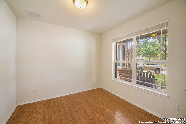 Image 6 of 38 For 7622 Sutter Home