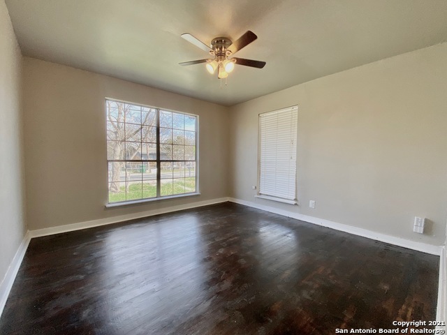 Image 9 of 9 For 541 San Gabriel Ave N